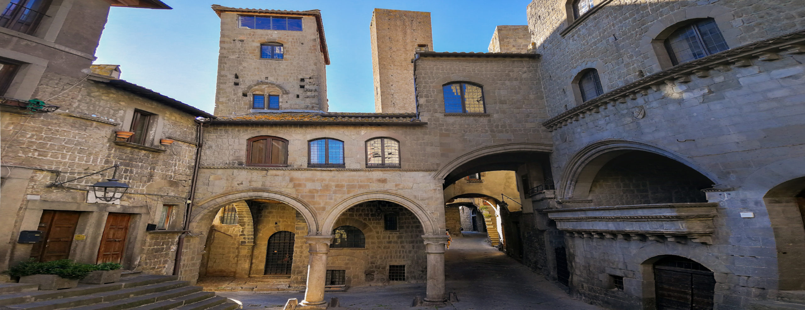 Viterbo - Piazza San Pellegrino