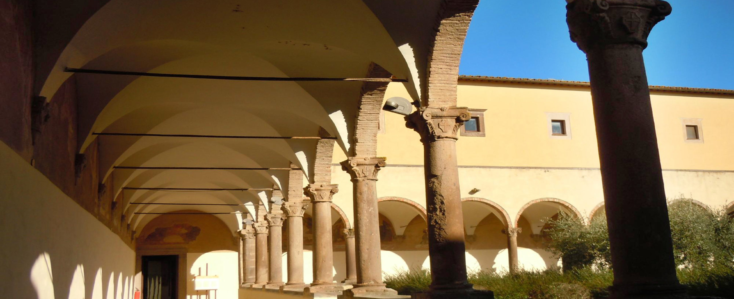 Tuscania - il Chiostro del Museo Archeologico Nazionale