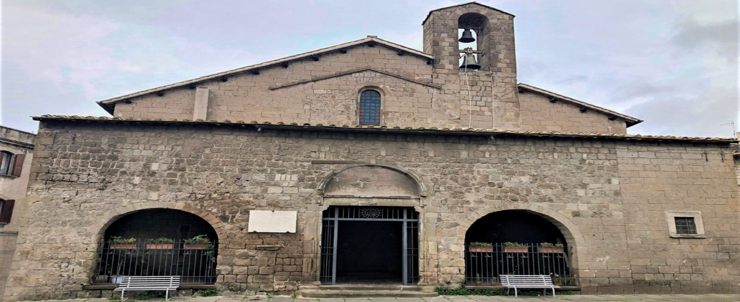 Viterbo - Facciata della chiesa di S. Andrea a Pianoscarano