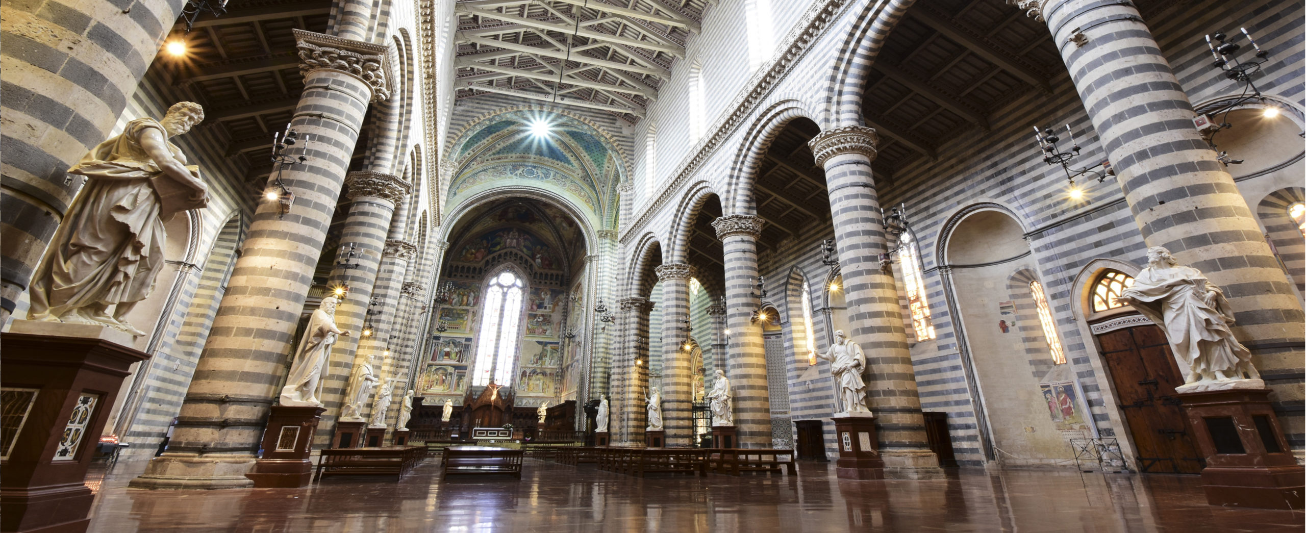 Orvieto - veduta interna del Duomo