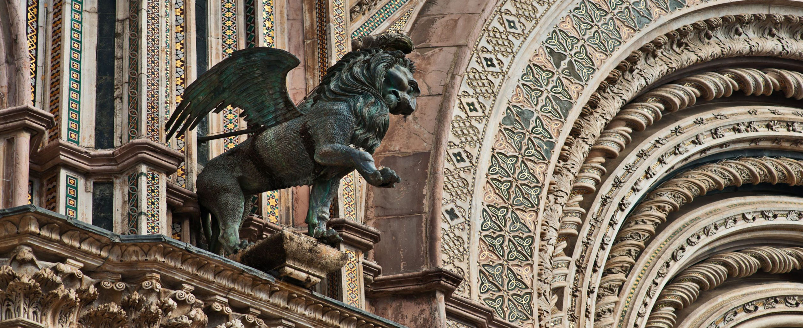 Orvieto - particolare della facciata del Duomo